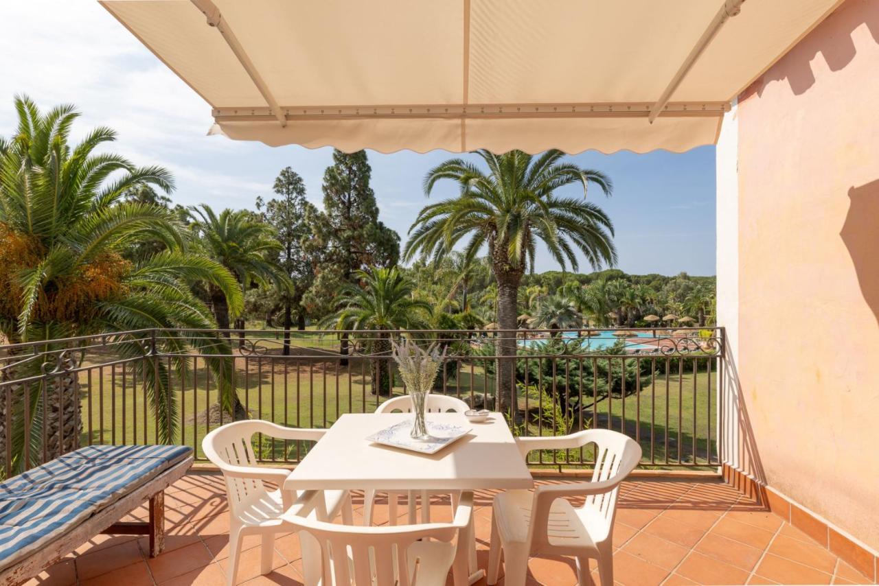Apartments In Residence With Swimming Pool In Santa Margherita Di Pula, 250 Meters From The Sea Экстерьер фото